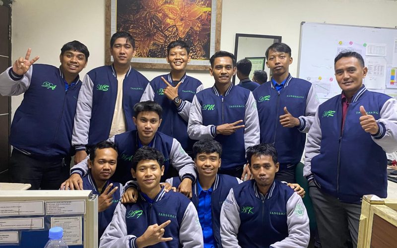 Jaket varsity custom Suffix Konveksi Jogja